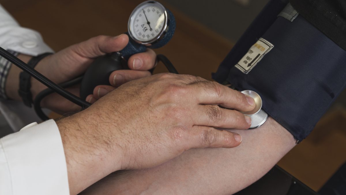 آموزش روش اندازه گیری فشار خون